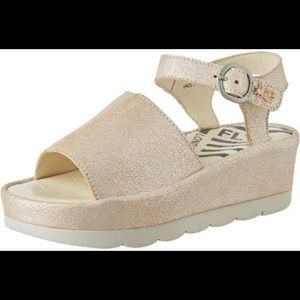 Fly London🌹NEW🌹BAN0971FLY sandal Cool Pearl EU41